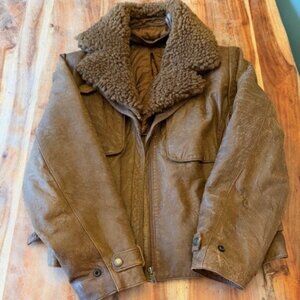 Vintage Mill Valley Banana Republic leather aviator jacket with shearling collar